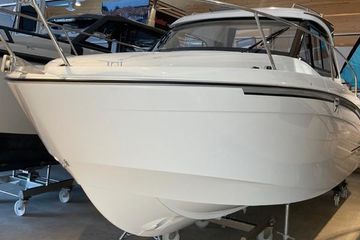2023 Beneteau Antares 7