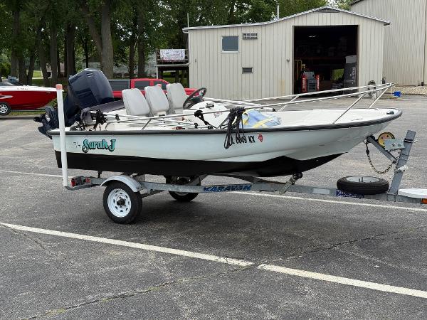 2003 Boston Whaler 130 Sport