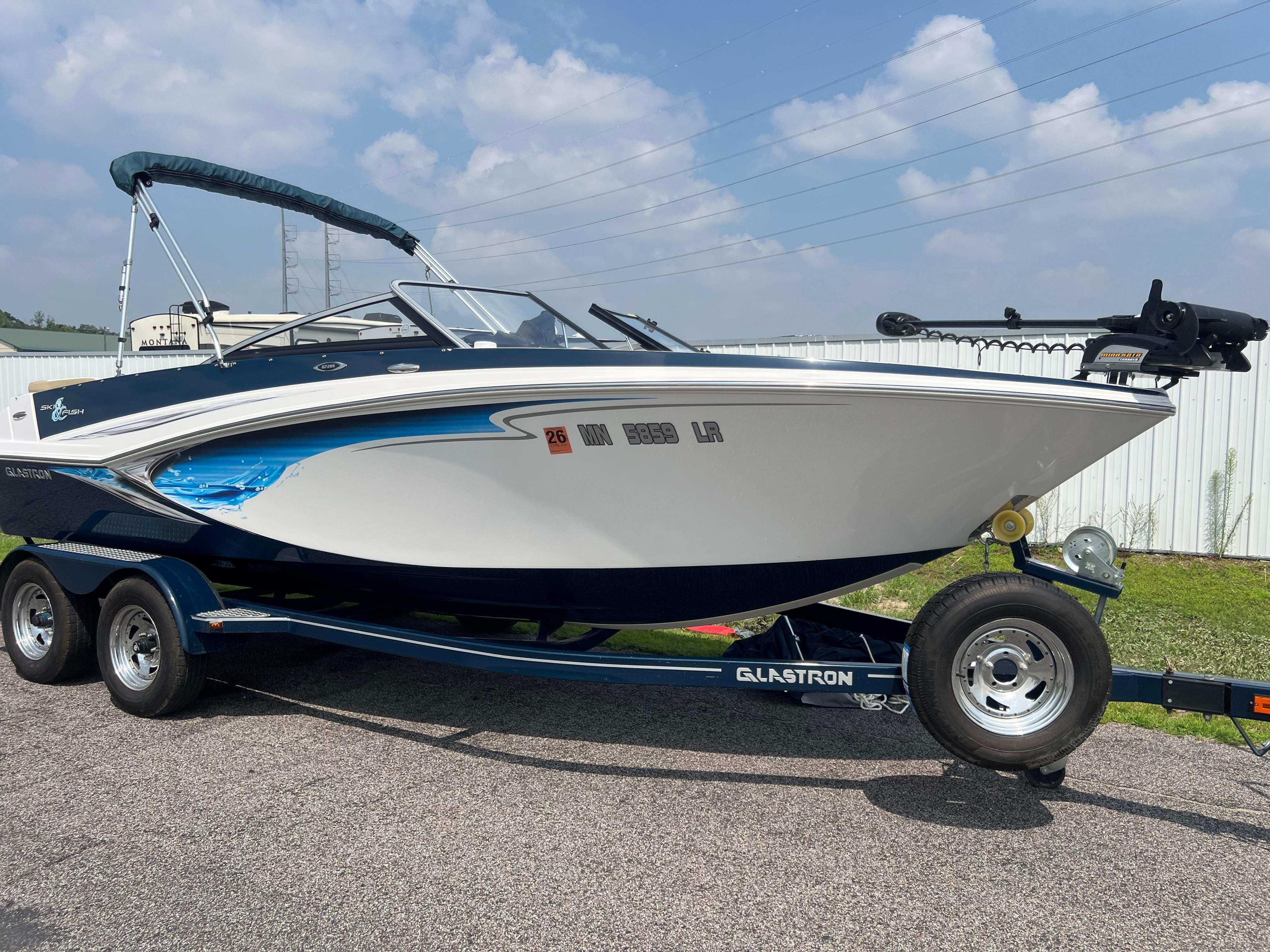 2017 Glastron GTSF 205