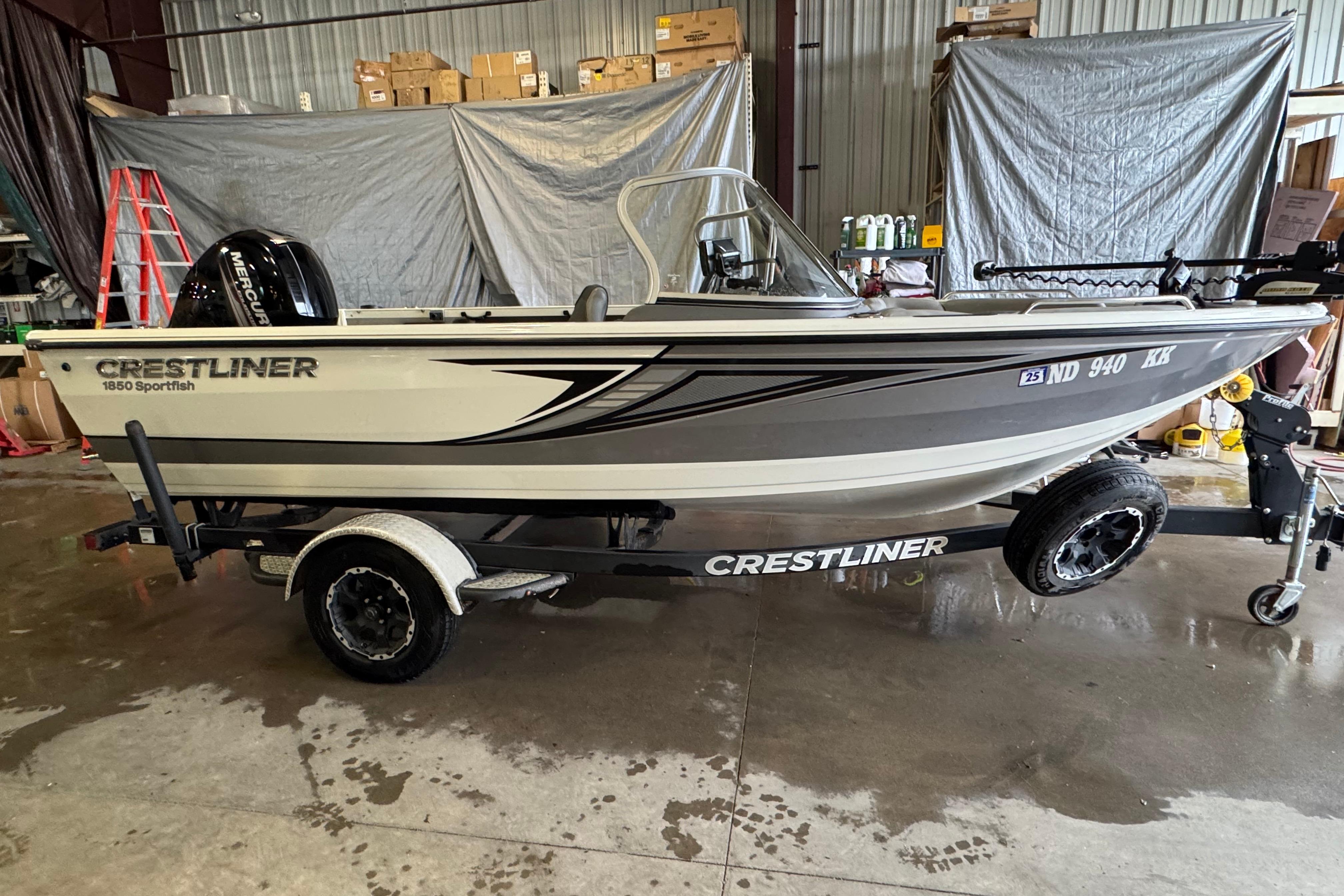 2017 Crestliner 1850 Sportfish Outboard