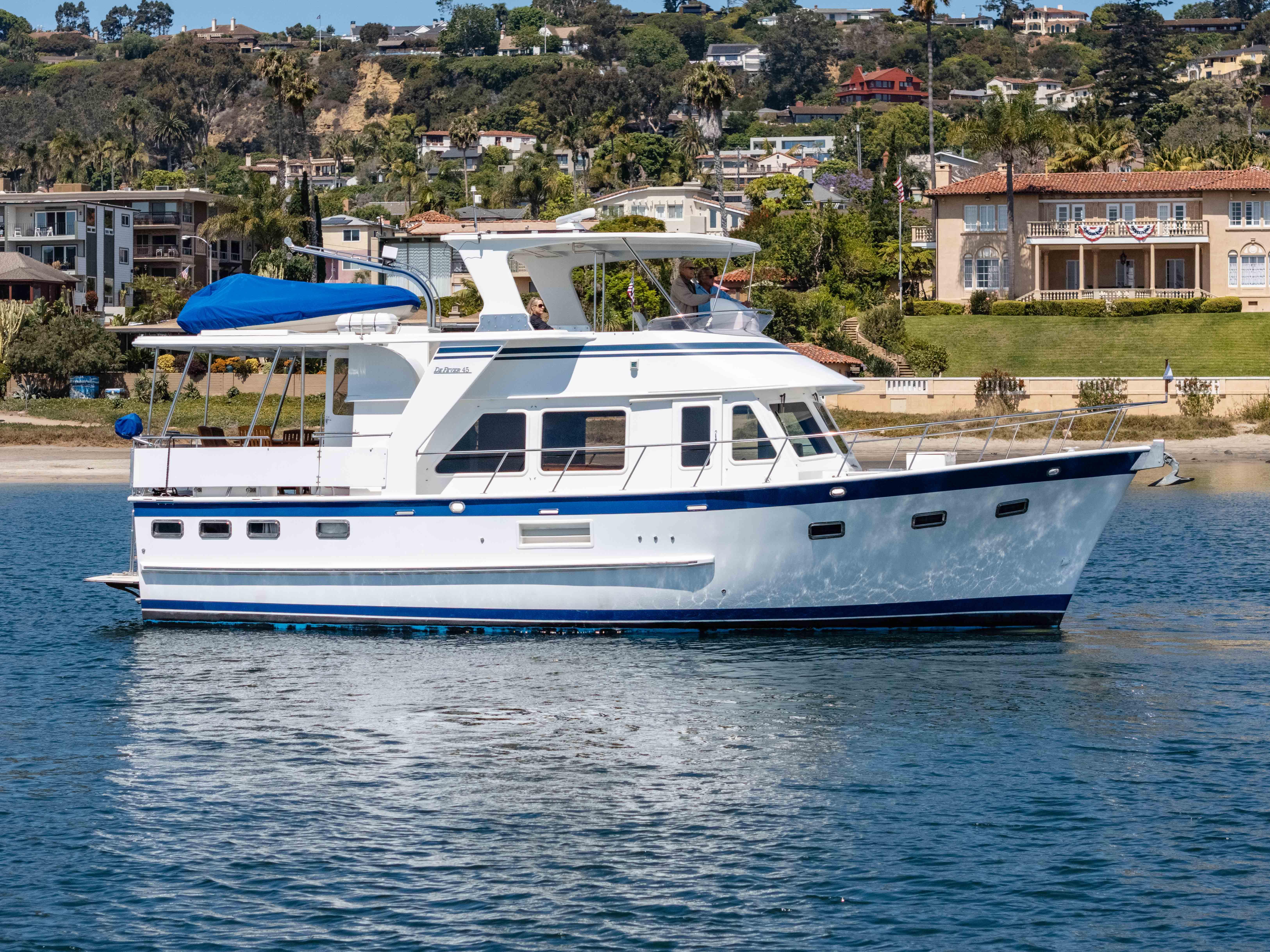 2009 DeFever 45 Motoryacht