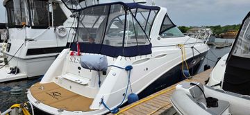 2007 Rinker 350 Express Cruiser