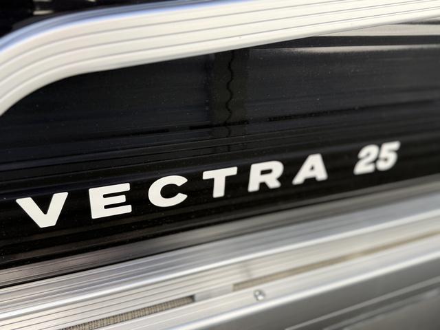 2025 Princecraft VECTRA 25 RL TRITOON 225HP