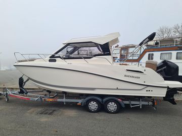 2023 Quicksilver Activ 675 Weekend