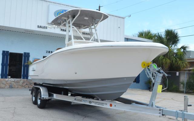 Pioneer 222 Sportfish