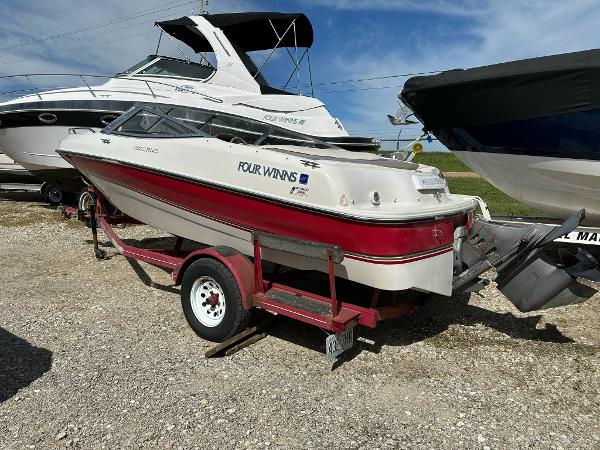 1998 Four Winns 190 Horizon