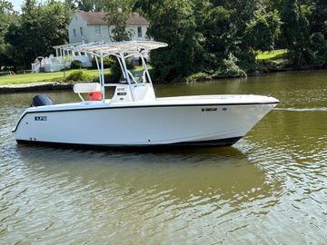 2023 Aquasport 2200 Center Console