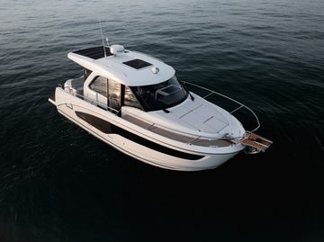 2025 Beneteau Antares 9 OB