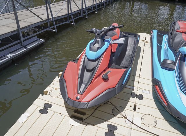 2025 Yamaha WaveRunner JETBLASTER DLX 2-IMPERIAL RED/BLACK