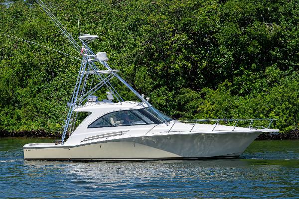2015 Hatteras 45 Express
