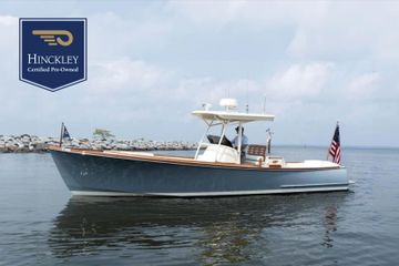 2017 Hinckley Talaria 29C