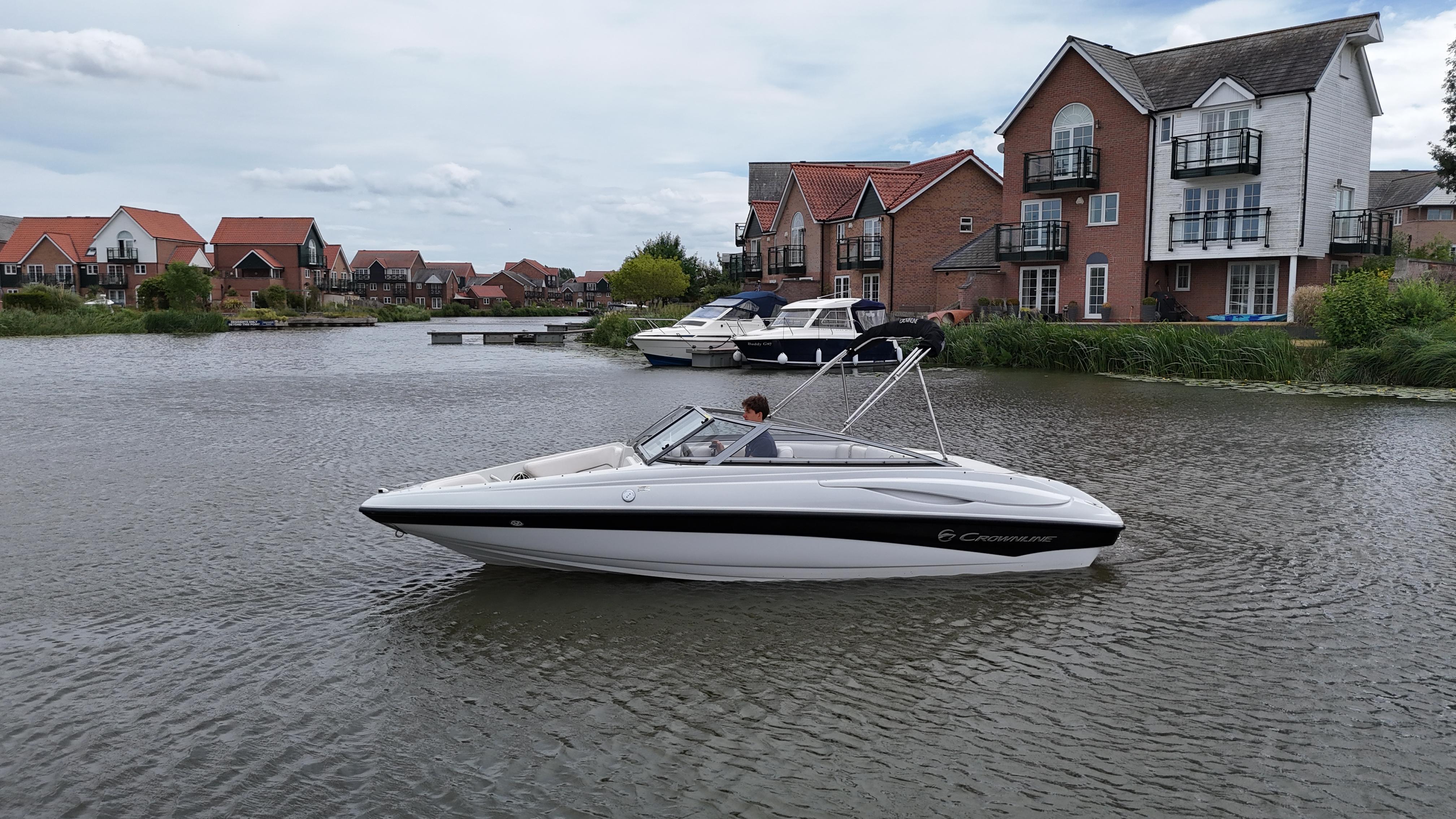 2009 Crownline 185 SS
