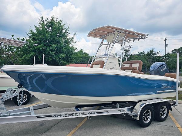2025 Pioneer 202 Sportfish