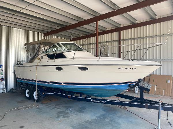 1985 Tiara Yachts 2600 Continental