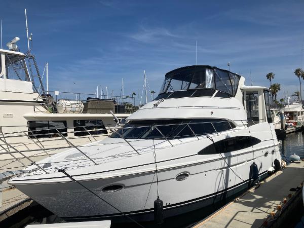 2001 Carver 396 Aft Cabin Motoryacht