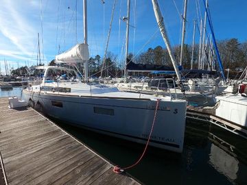 2021 Beneteau Oceanis 38.1