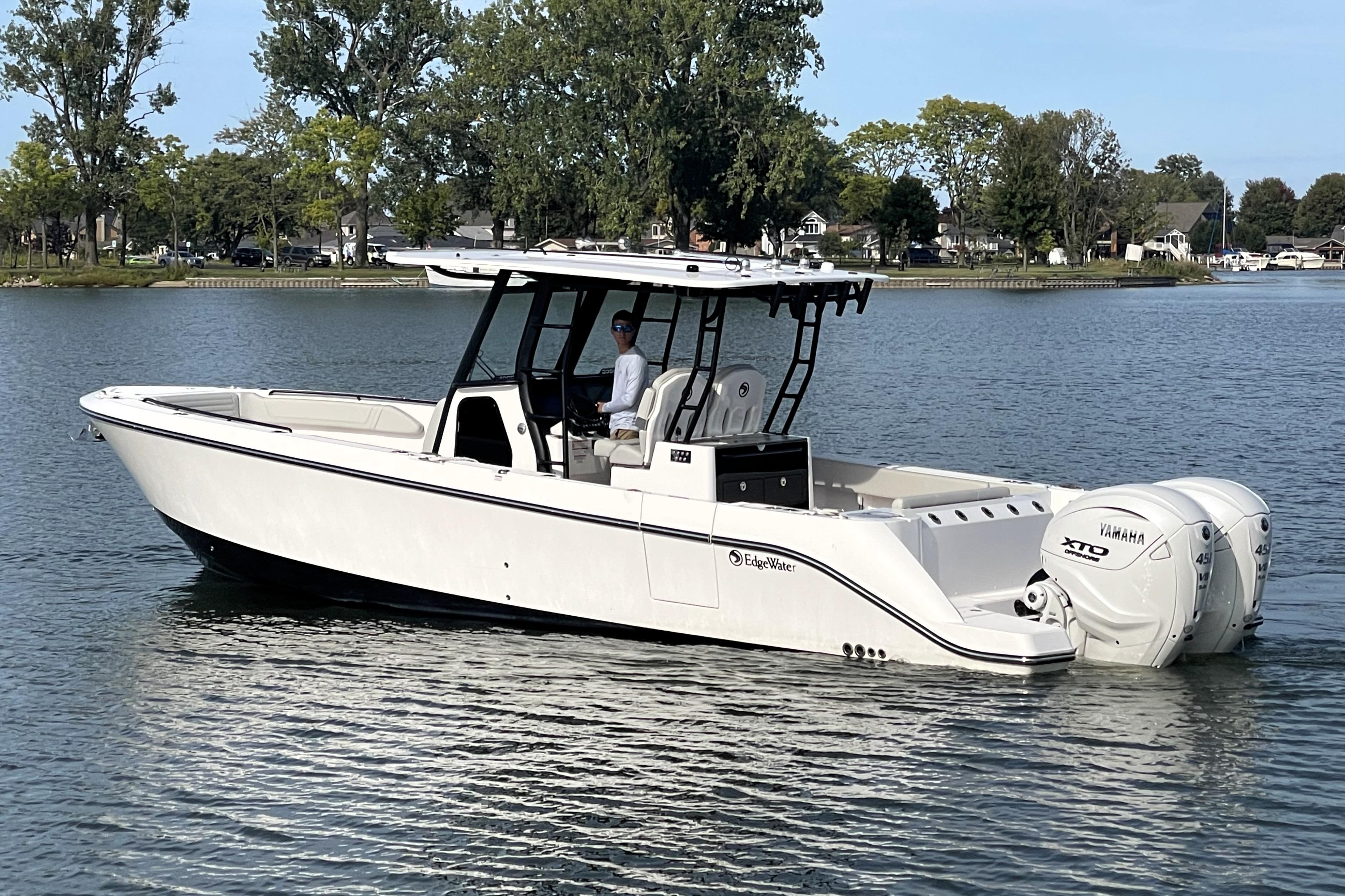 2025 Edgewater 340CC