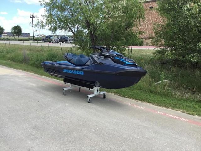 Sea-Doo GTX™ 170 iBR and iDF