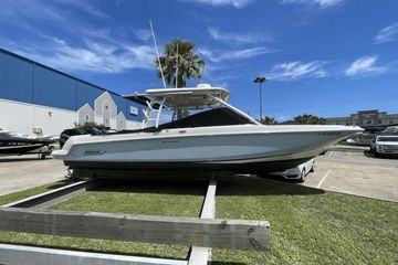 2018 Boston Whaler 270 Vantage