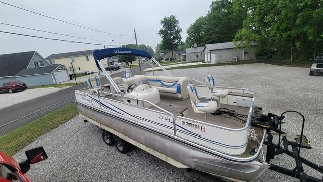 2008 Lowe Suncruiser LS224