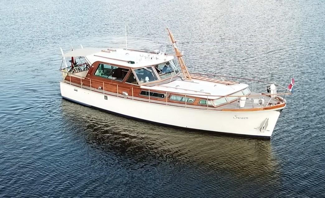 royalty Aanbevolen Inspecteur Kruiser boten te koop - boats.com