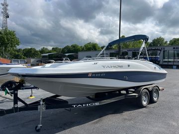 2021 Tahoe 215xi