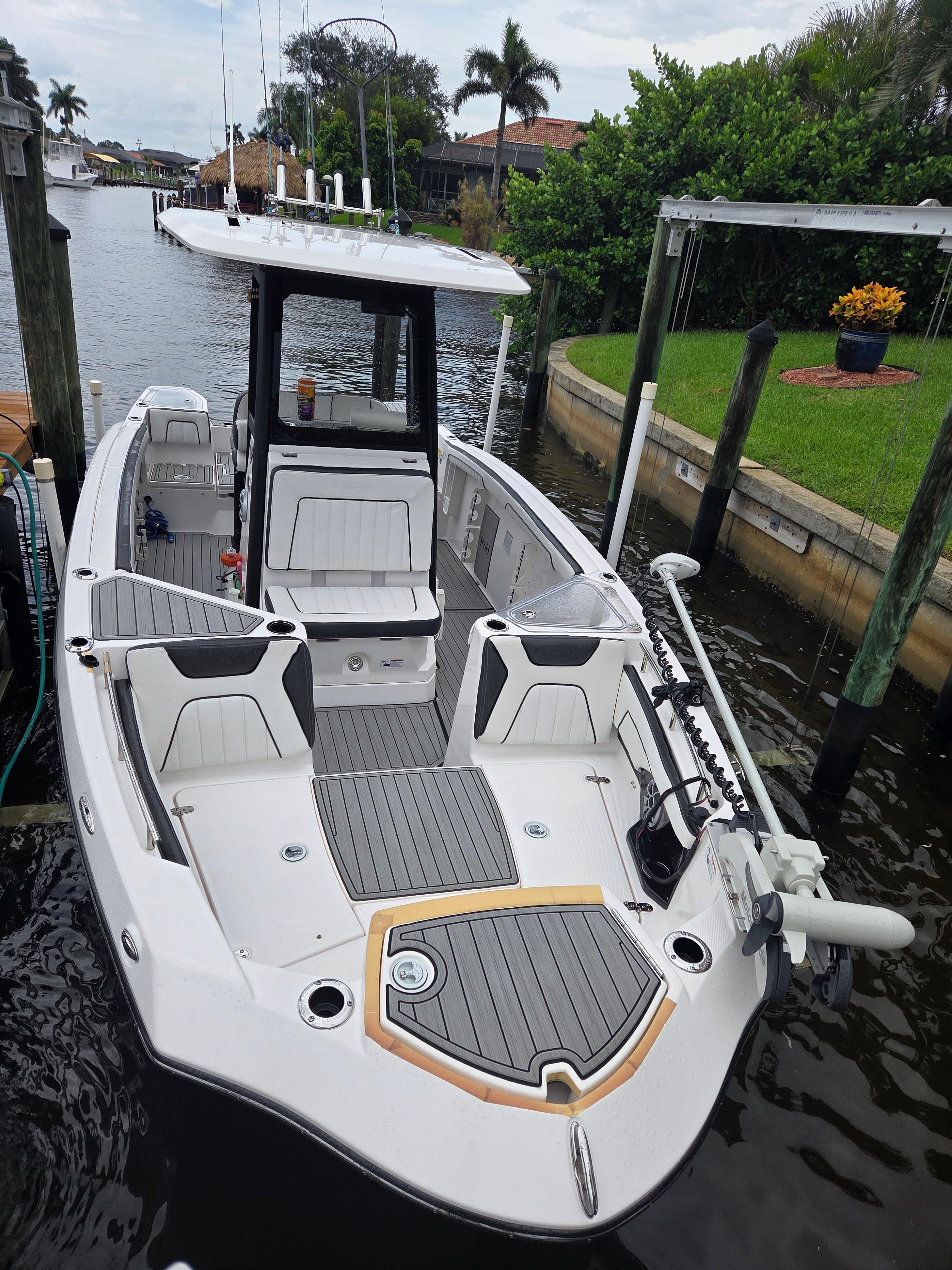 2023 Yamaha Boats 255 FSH Sport E