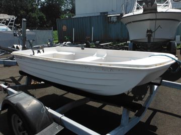 2006 Sun Dolphin WATERTENDER 9.4