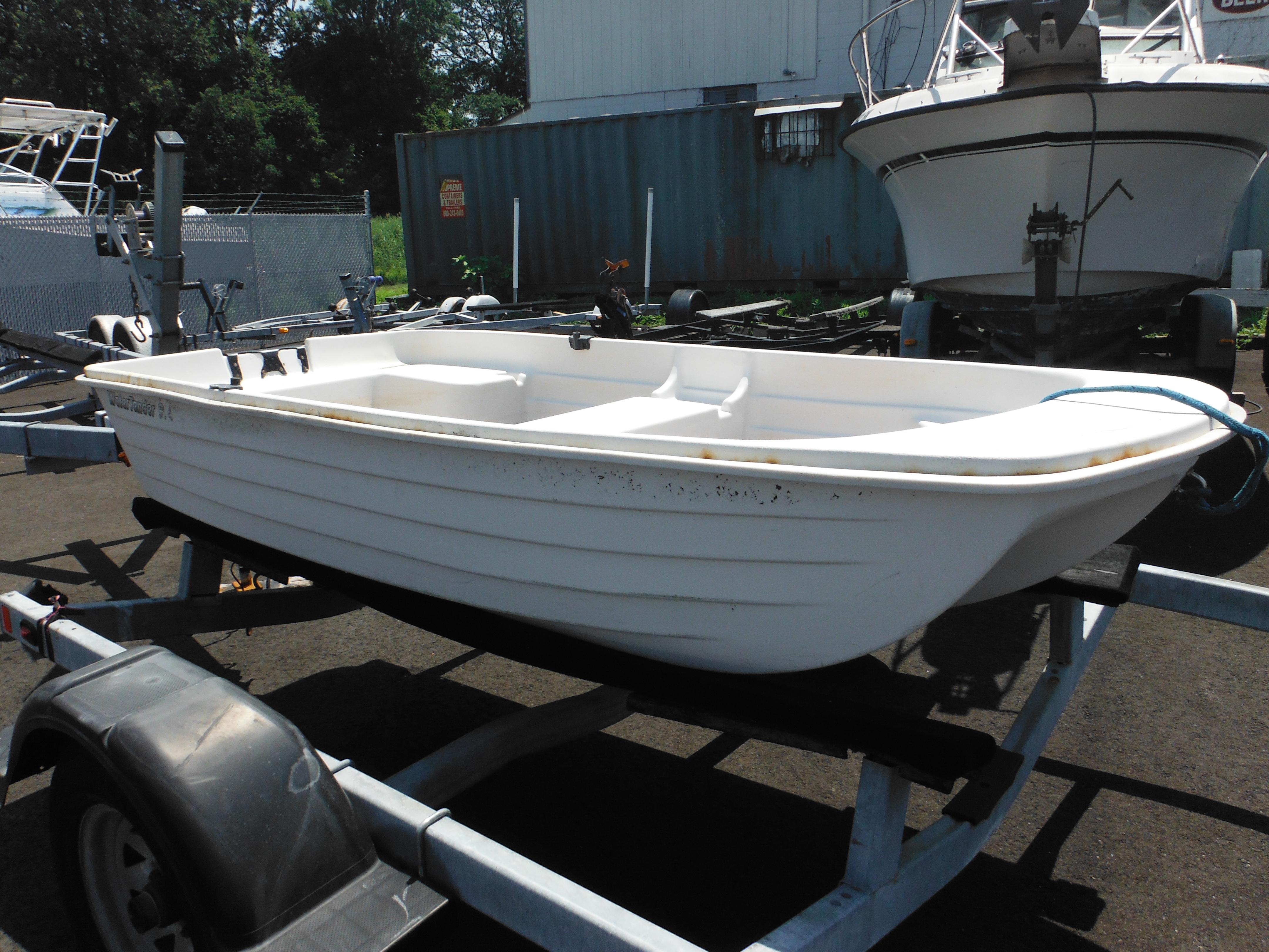 2006 Sun Dolphin WATERTENDER 9.4
