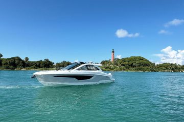 2026 Cruisers Yachts 42 GLS OB