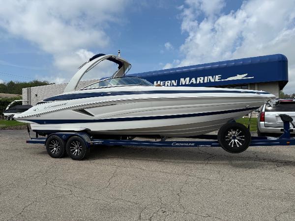 2025 Crownline 290 SS