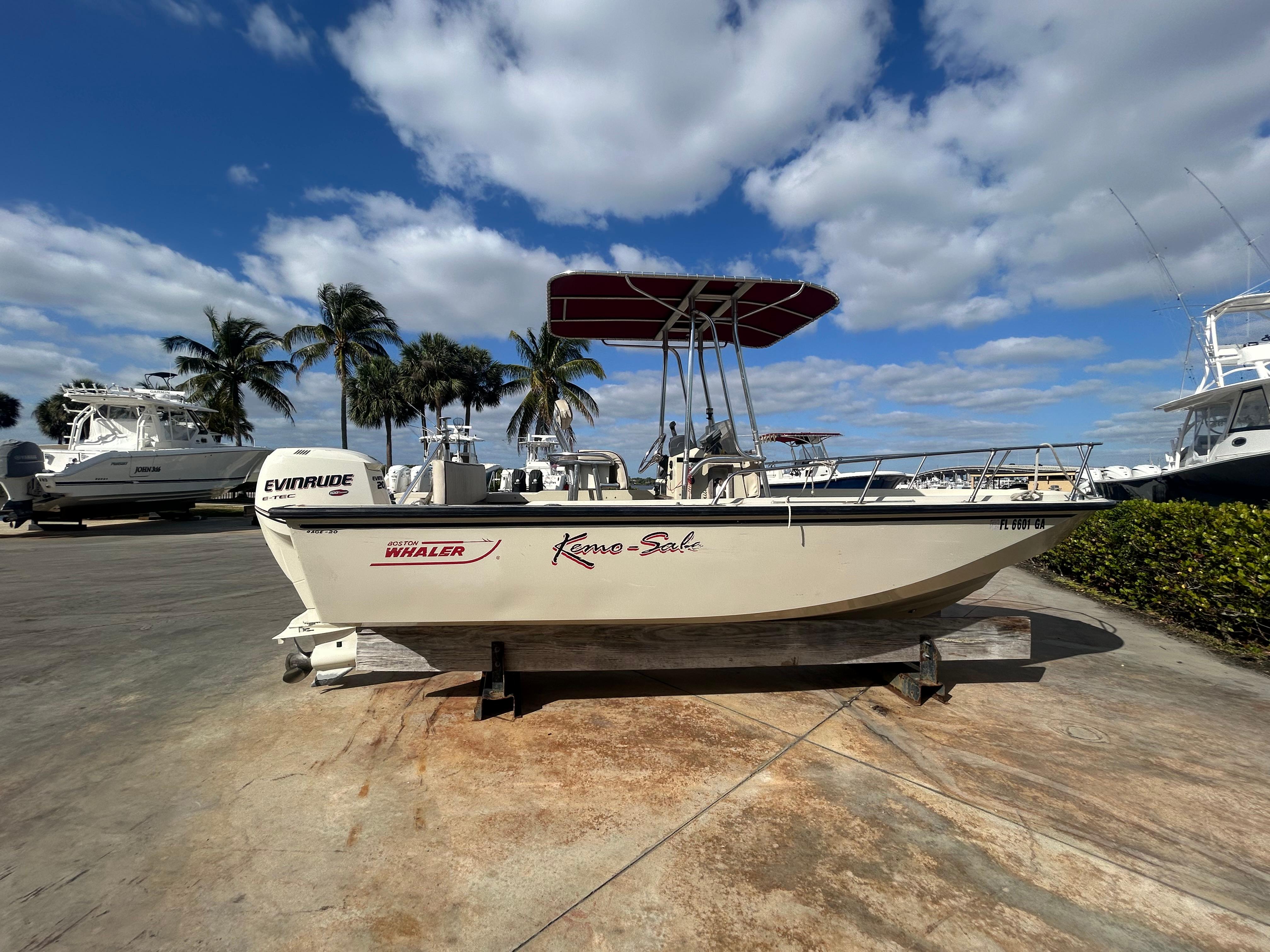 1988 Boston Whaler Outrage