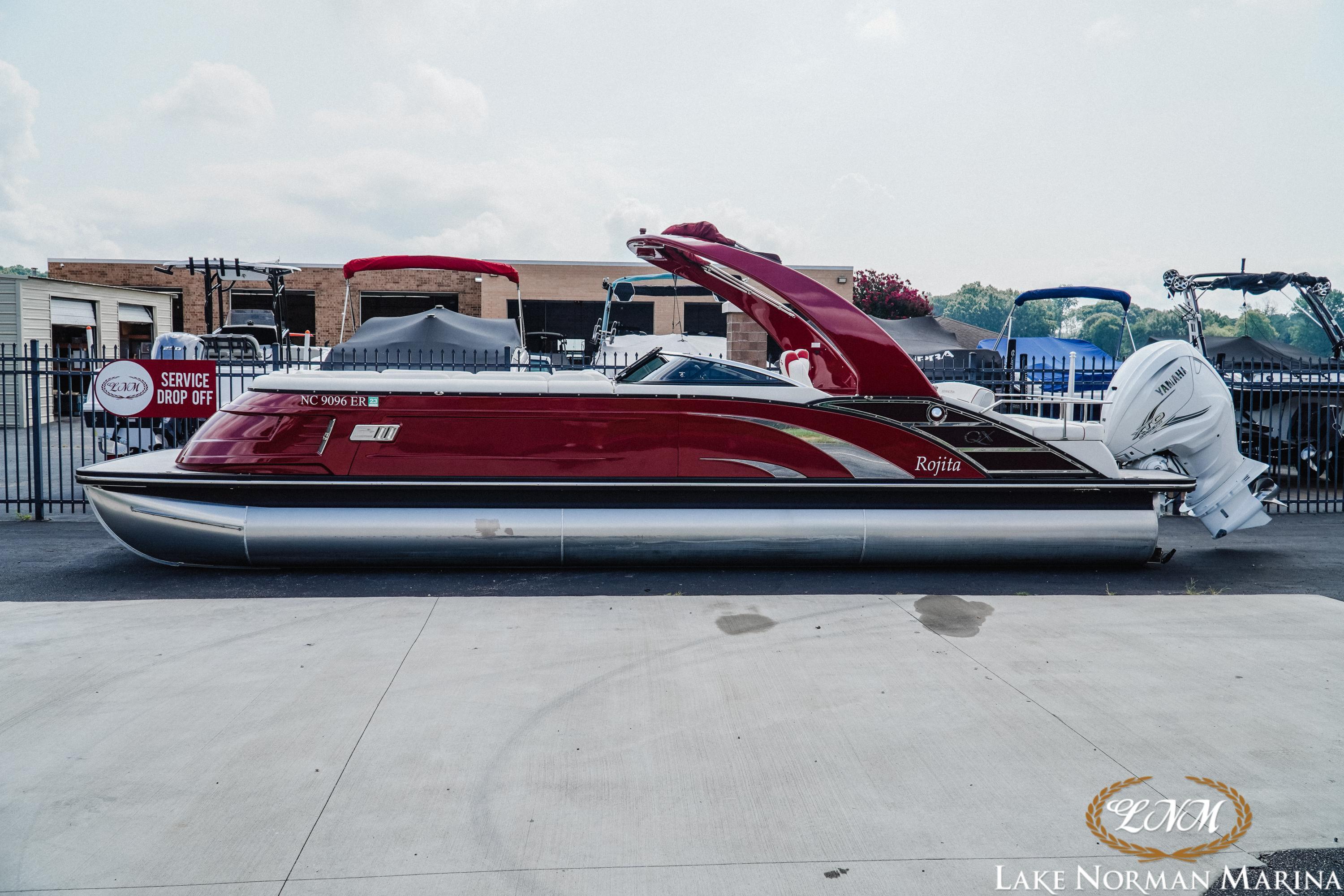 2020 Bennington 28QXSBWA
