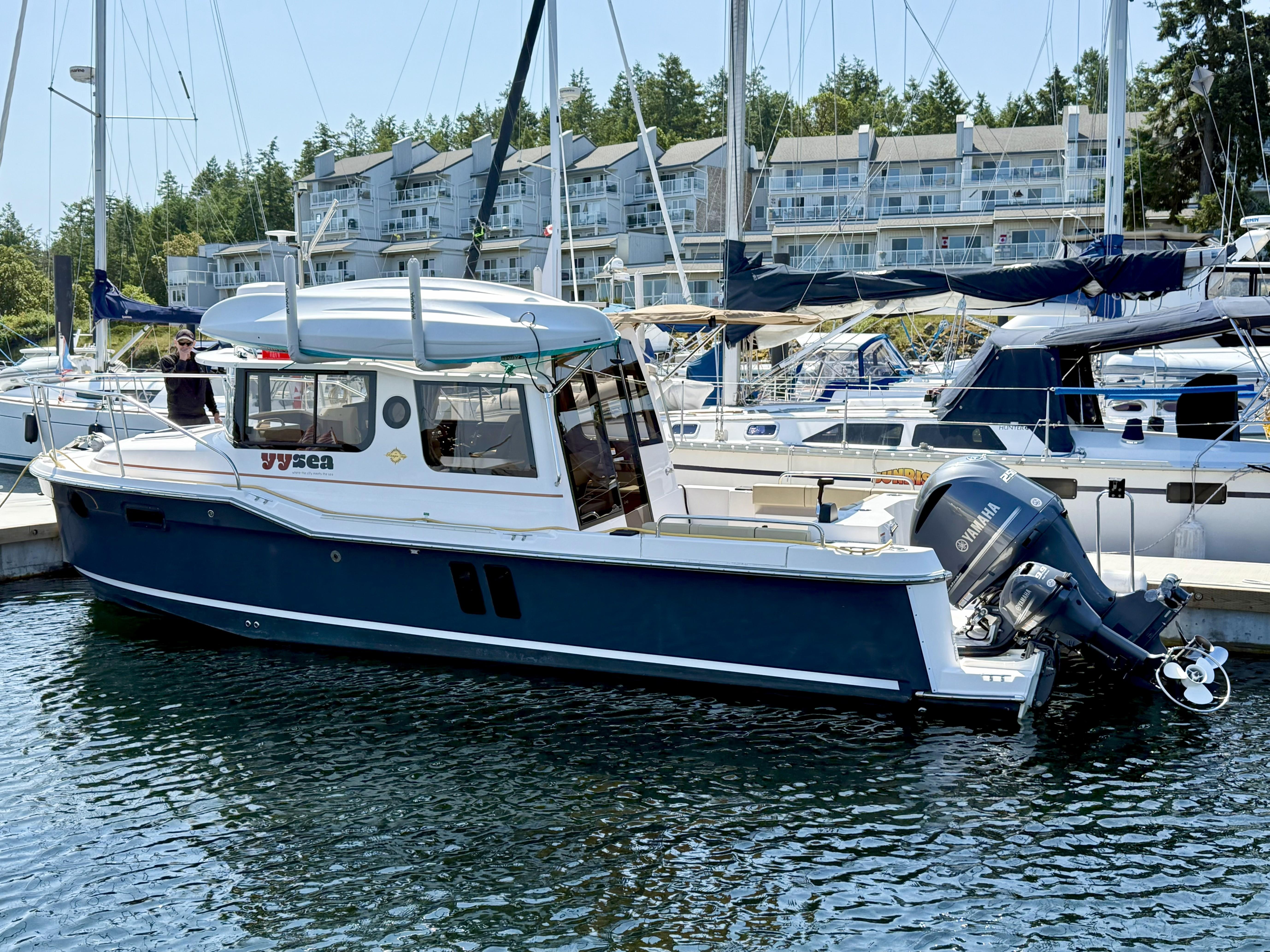 2021 Ranger Tugs R25