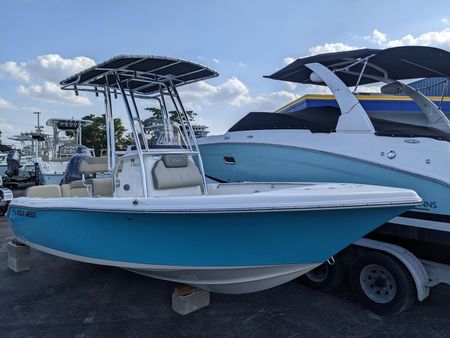 189FS Leaning post cooler to tackle storage - KEY WEST BOATS FORUM
