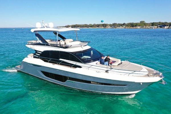 2020 Fairline Squadron 68