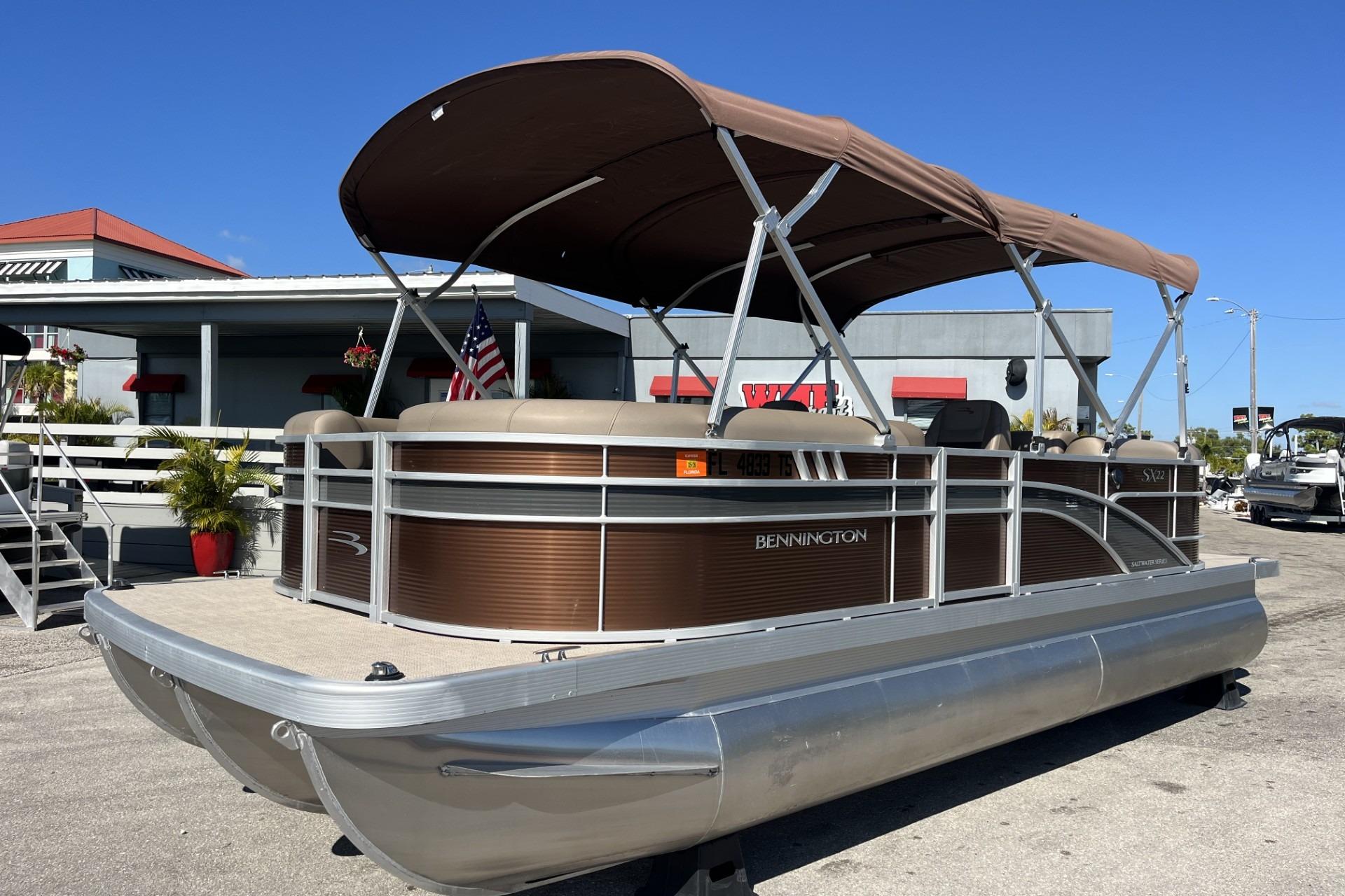 2024 Bennington SX 22 Quad Bench