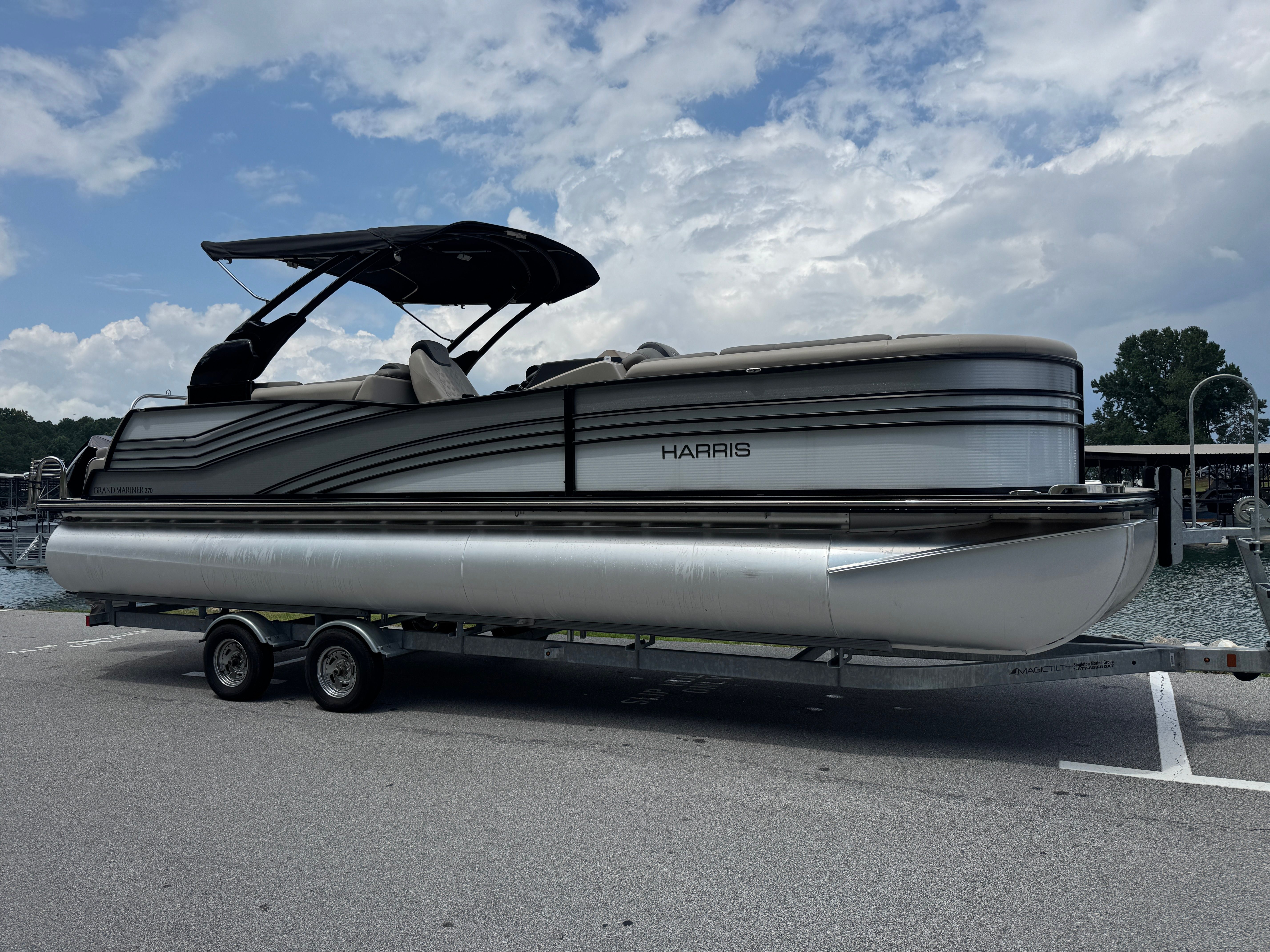 2019 Harris GRAND MARINER