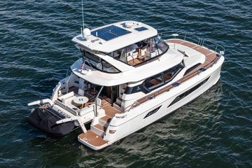 2016 Aquila 44 Power Cat
