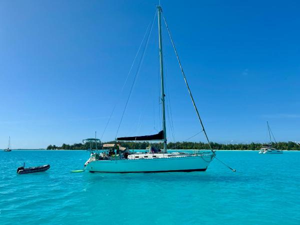 1999 Dufour 43 Classic