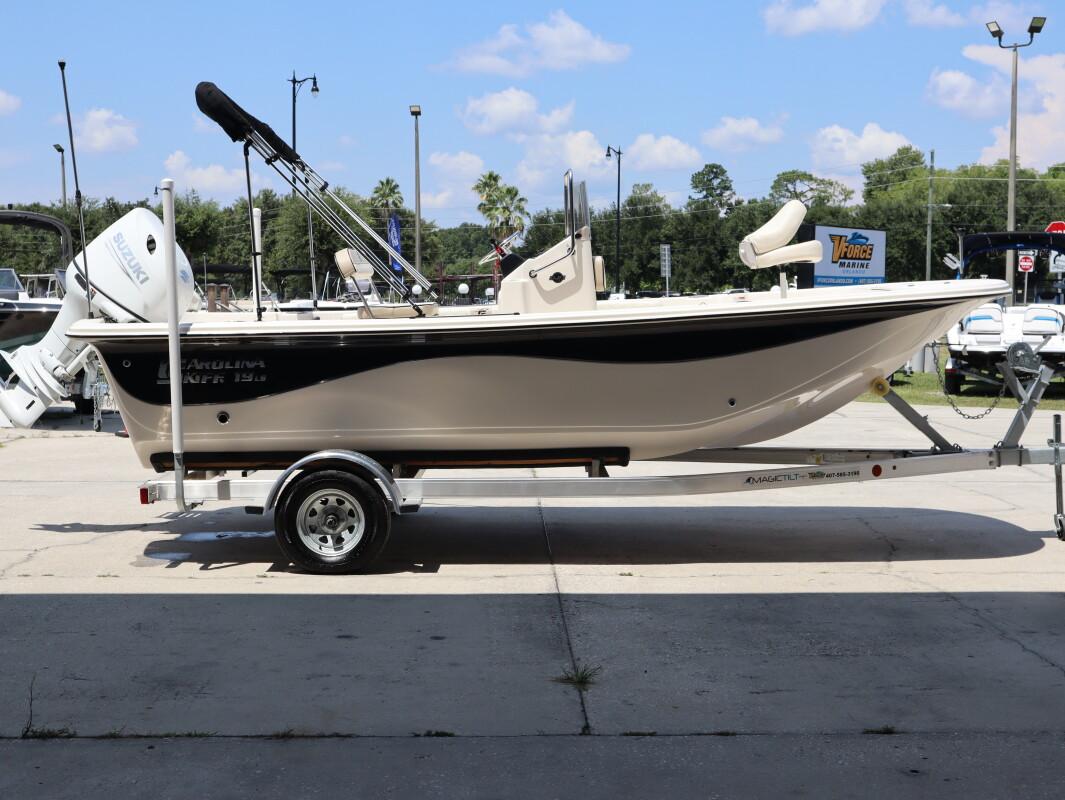 2023 Carolina Skiff 19 LS