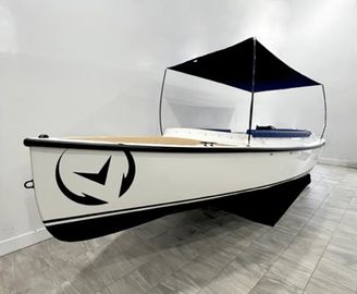 2023 Vision Marine Technologies Fantail 217
