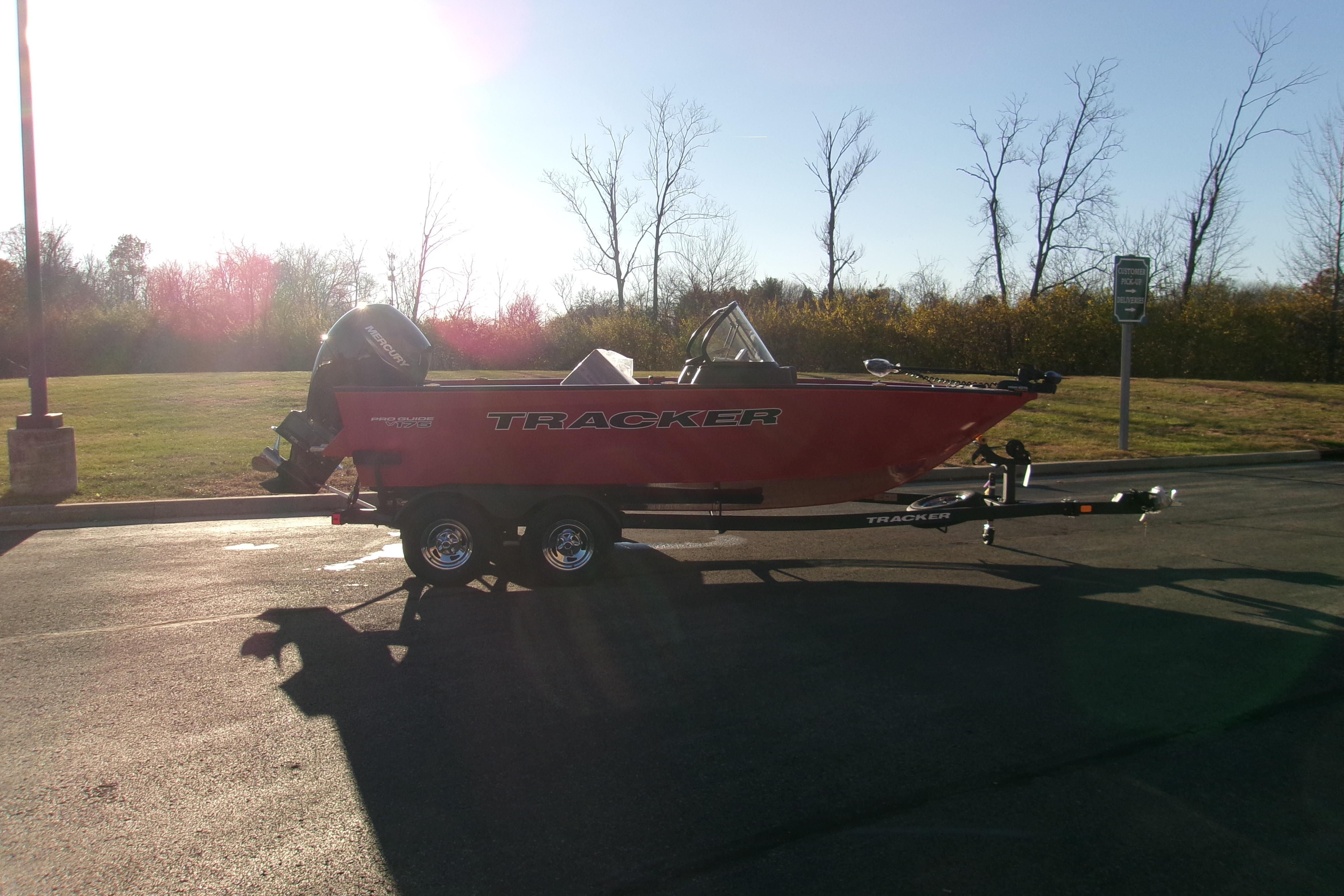 2026 Tracker Pro Guide V-175 Combo