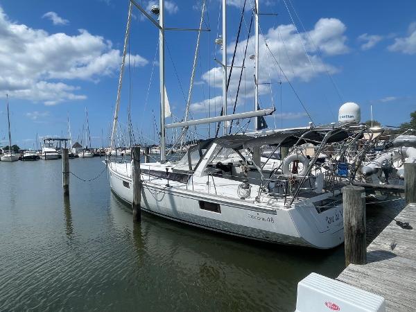 2014 Beneteau Oceanis 48