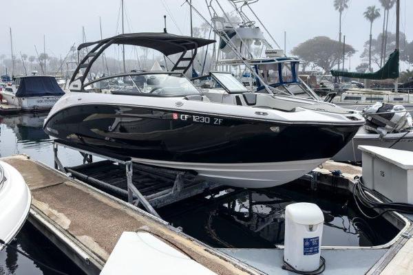 2022 Yamaha Boats 252S