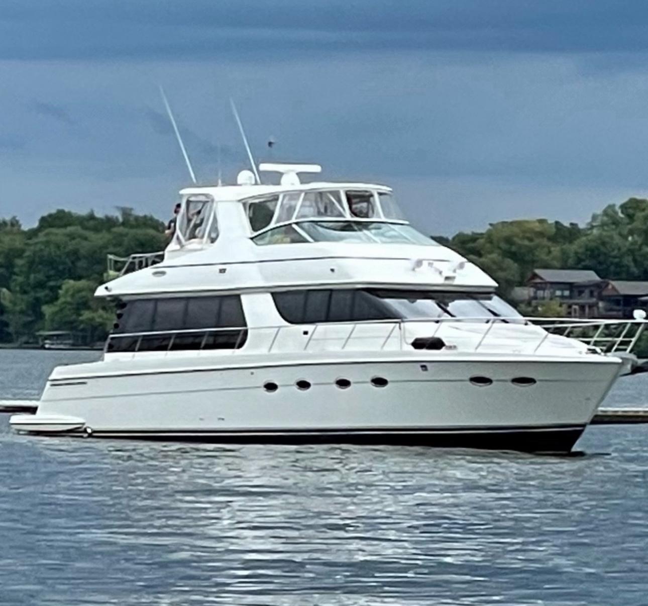 2004 Carver 570 Voyager Pilothouse