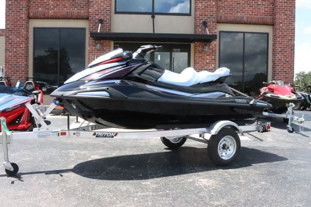2025 Yamaha Boats VX CRUISER-BLACK/ICE BLUE