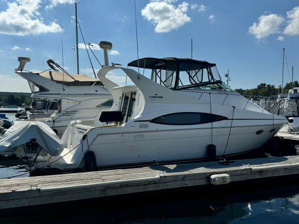 2001 Carver 350 Carver