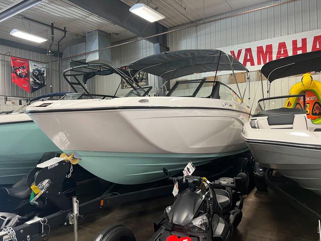 Yamaha Boats SX220