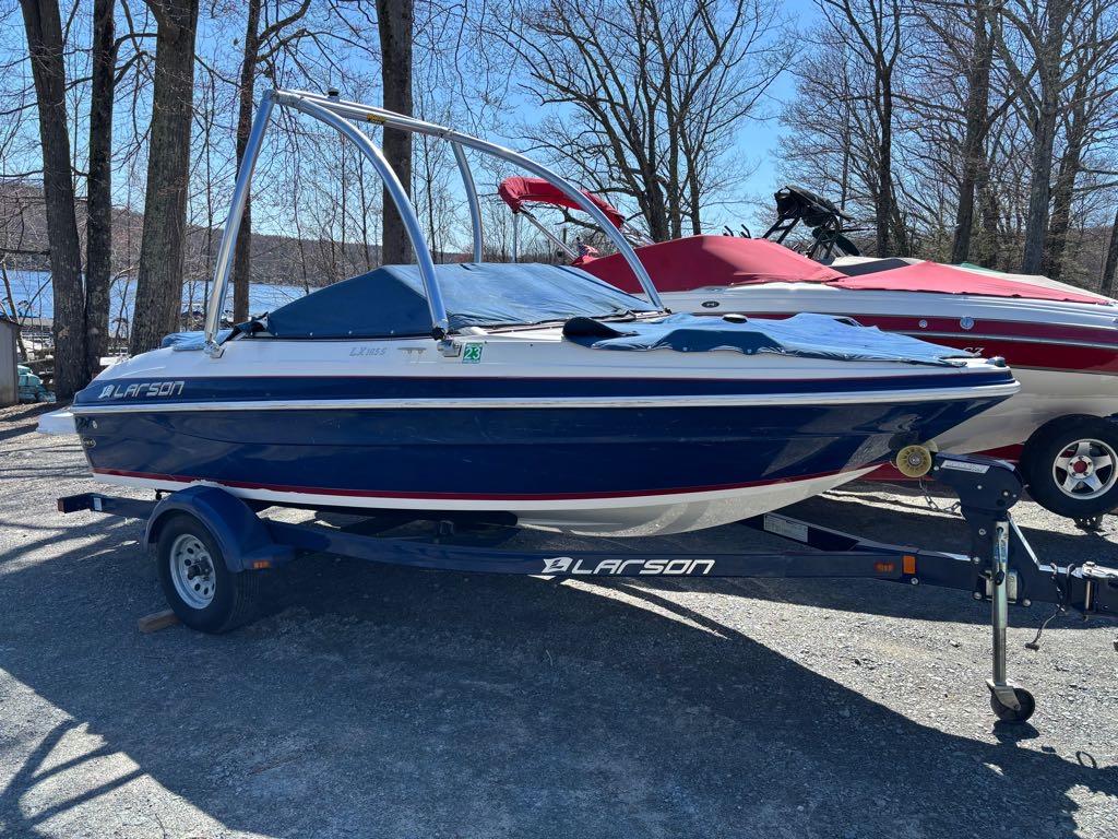 Larson LX 185S I/0